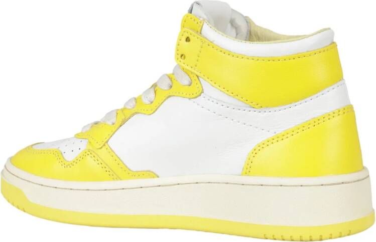 Autry Stijlvolle Sneakers voor Mannen en Vrouwen Yellow Dames