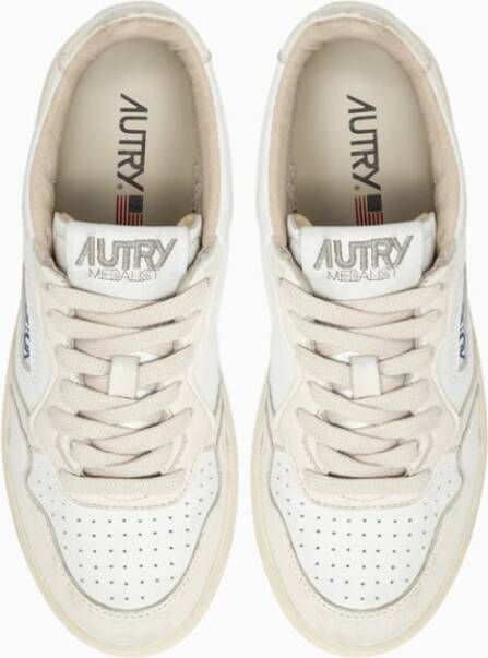 Autry Vintage Medalist Lage Leren Sneakers White Dames