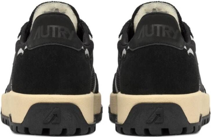 Autry Wildpace Lage Sneakers Black Dames