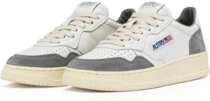 Autry Witte en Blauwe Leren Sneakers Gray Heren