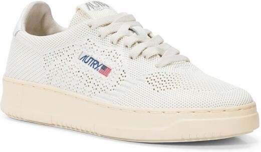 Autry Witte geperforeerde stoffen sneakers White Dames