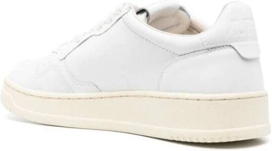 Autry Witte Lage Sneakers met Geperforeerde Neus Wit Heren