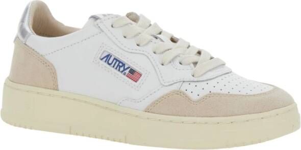 Autry Witte lage sneakers met logopatch White Dames