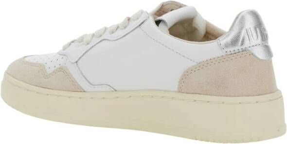 Autry Witte lage sneakers met logopatch White Dames