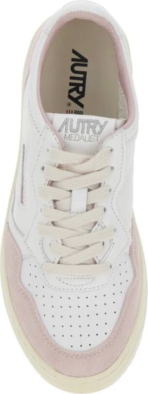 Autry Witte lage top sneakers met logodetail White Dames