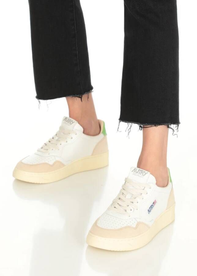 Autry Witte Leren en Stoffen Sneakers White Dames