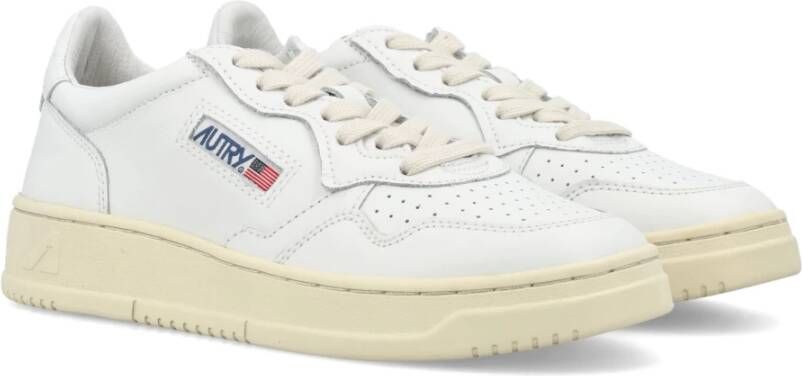 Autry Witte Leren Sneakers Medalist Low White Dames