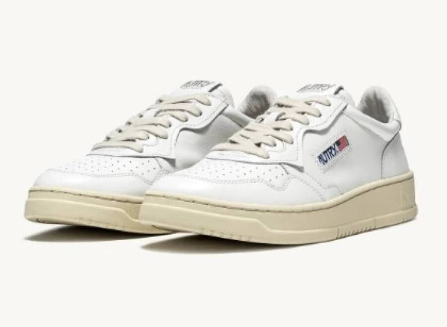 Autry Witte Leren Sneakers Medalist White Dames