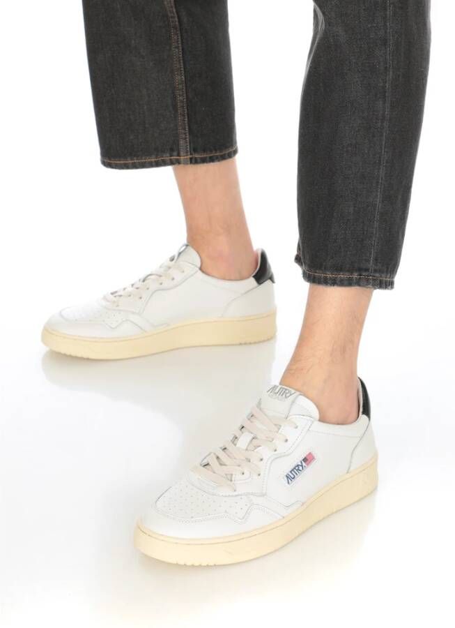 Autry Witte Leren Sneakers met Ademende Details White Heren