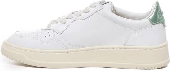 Autry Witte Leren Sneakers met Gelaagde Inzetstukken White Dames