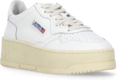 Autry Witte Leren Sneakers met Geperforeerde Details White Dames