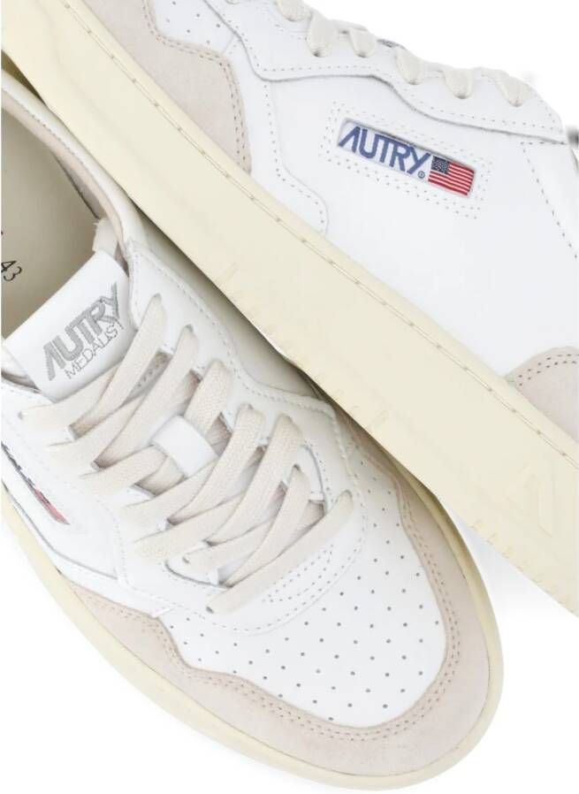 Autry Witte Leren Sneakers met Groene Details White Heren