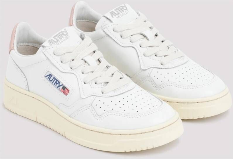 Autry Witte Leren Sneakers met Iconisch Logo White Dames