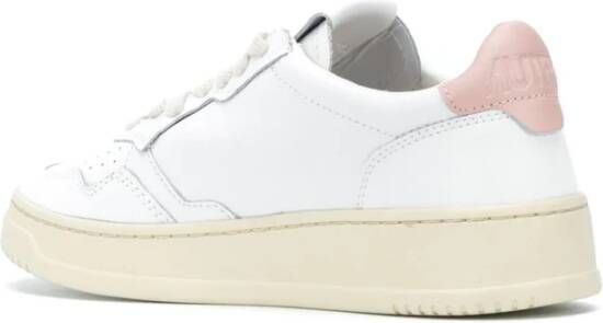 Autry Witte Leren Sneakers met Iconische Achterzak White Dames