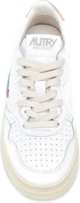 Autry Witte Leren Sneakers met Iconische Achterzak White Dames