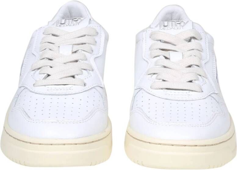 Autry Witte Leren Sneakers met Logo White Dames