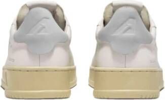 Autry Witte Leren Sneakers met Micro-Gaatjes White Heren