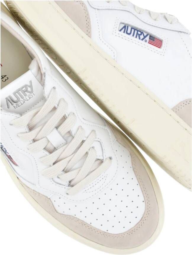 Autry Witte Leren Sneakers met Suède Inzetstukken White Heren