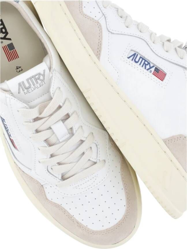 Autry Witte Leren Sneakers met Suède Inzetstukken White Heren