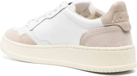 Autry Witte Peper Lage Sneakers White Dames