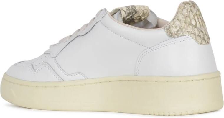 Autry Witte Sneakers Laag Medalist White Dames