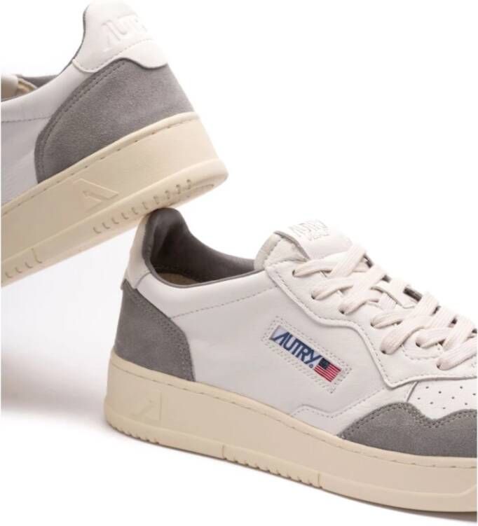 Autry Witte Sneakers met Platte Zool White Heren