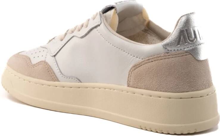 Autry Witte Sneakers met Suède Details White Dames