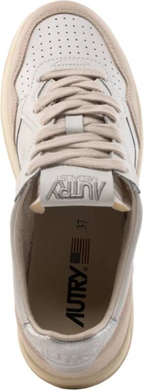 Autry Witte Sneakers met Suède Details White Dames