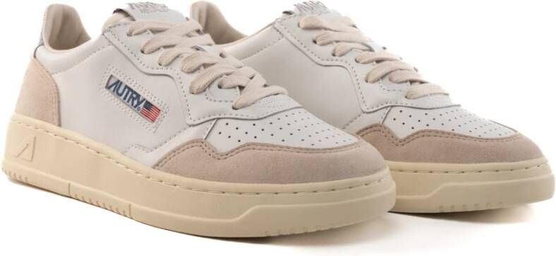 Autry Witte Sneakers met Suède Details White Dames