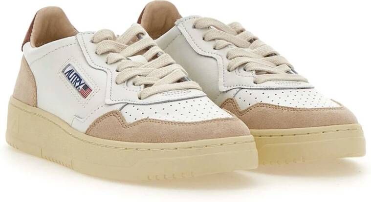 Autry Witte Sneakers voor Casual Chic Stijl White Dames