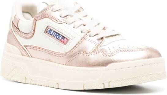 Autry Witte Sneakers voor Stijlvolle Vrouwen Beige Dames