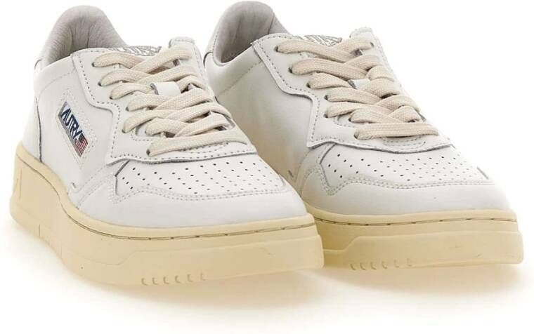 Autry Witte Sneakers White Dames