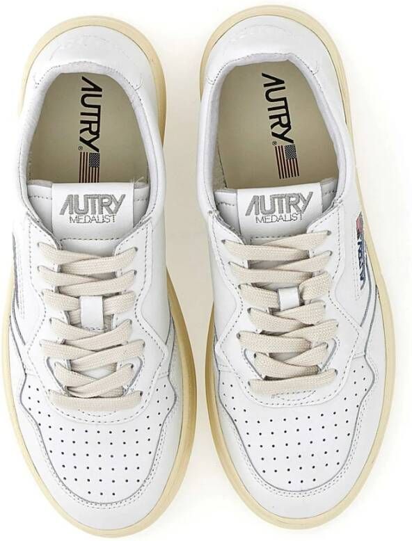 Autry Witte Sneakers White Dames