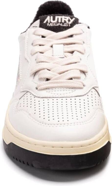 Autry Witte Sneakers White Dames