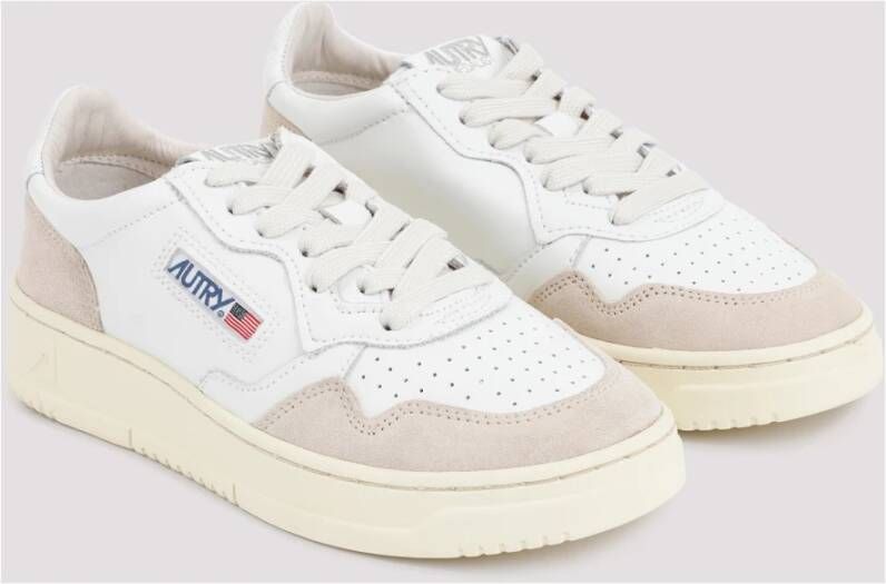 Autry Witte Suède Lage Sneakers White Dames