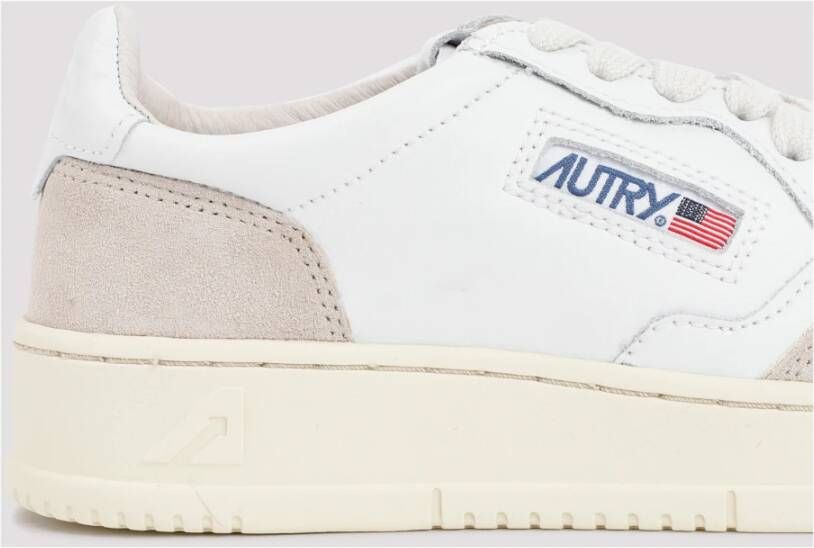 Autry Witte Suède Lage Sneakers White Dames