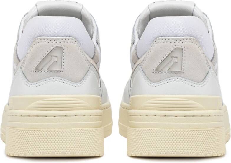 Autry Witte Urban Basketbalsneakers White Dames