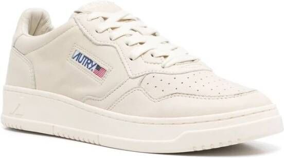 Autry Witte Veterschoen met Geperforeerde Neus White Heren