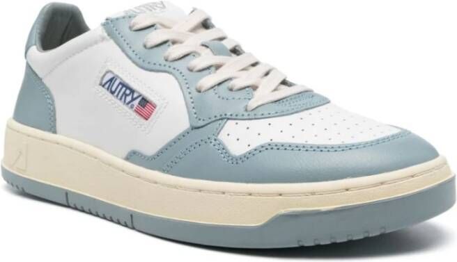 Autry Witte Veterschoenen met Gevulkaniseerde Rubberen Zool Blue Dames