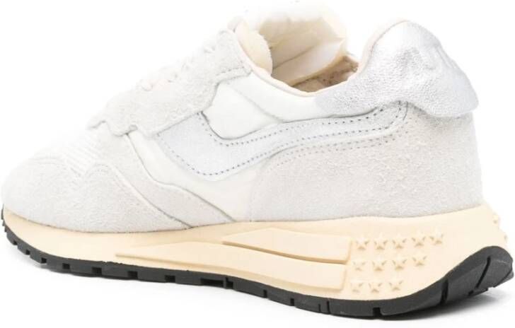 Autry Witte Veterschoenen met Logopatch White Dames