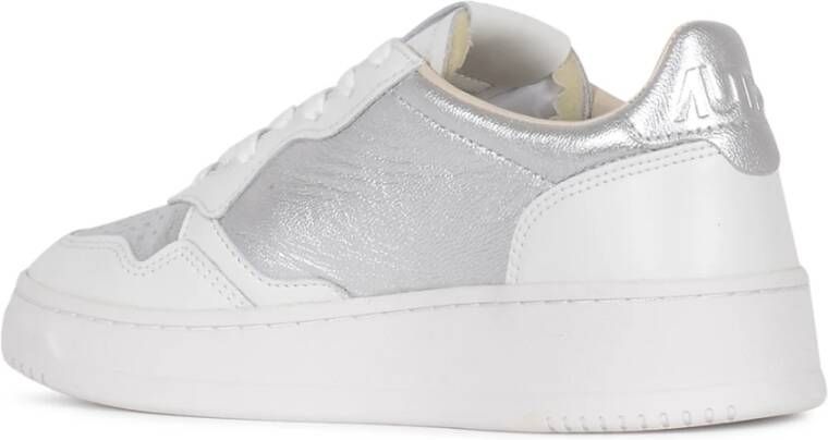 Autry Zilveren Lage Sneakers Medalist Gray Dames