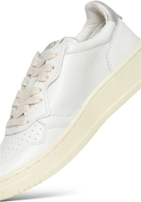 Autry Zilveren Tab Leren Schoenen White Dames