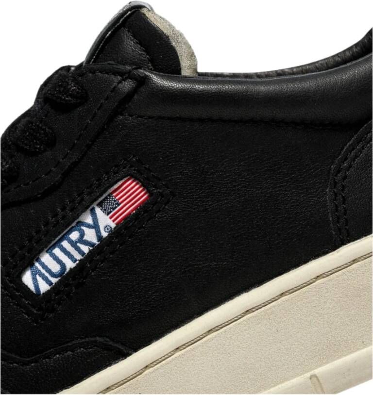 Autry Zwarte platte schoenen Medalist sneakers Black Dames