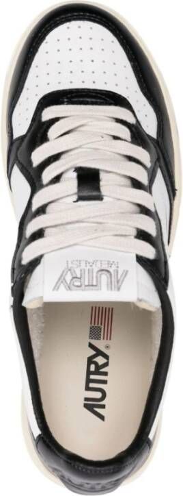 Autry Zwarte Sneakers met Logo Patch Black Dames