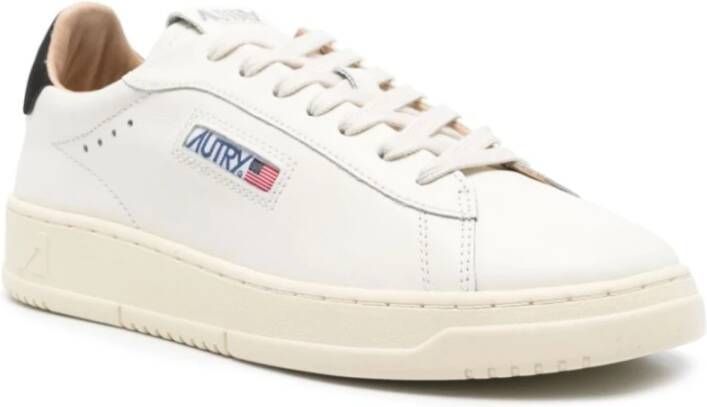 Autry Zwarte Sneakers met Logo Patch White Dames