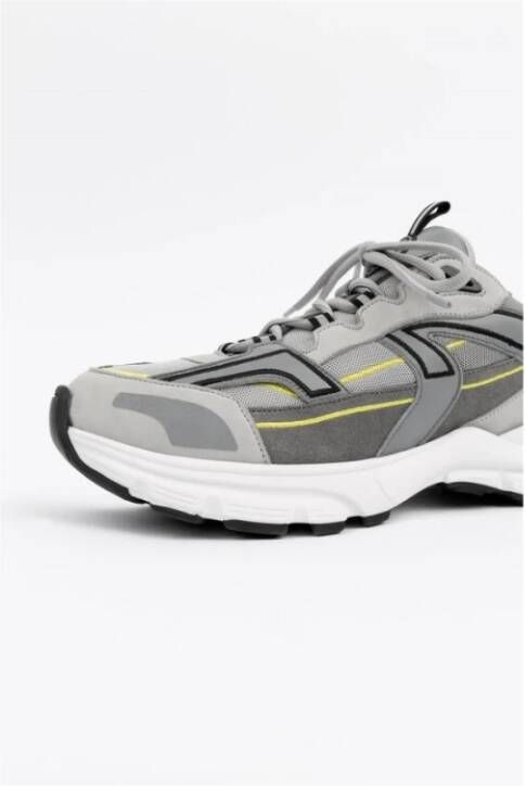 Axel Arigato Grijze Marathon R-trail Sneakers Gray Dames