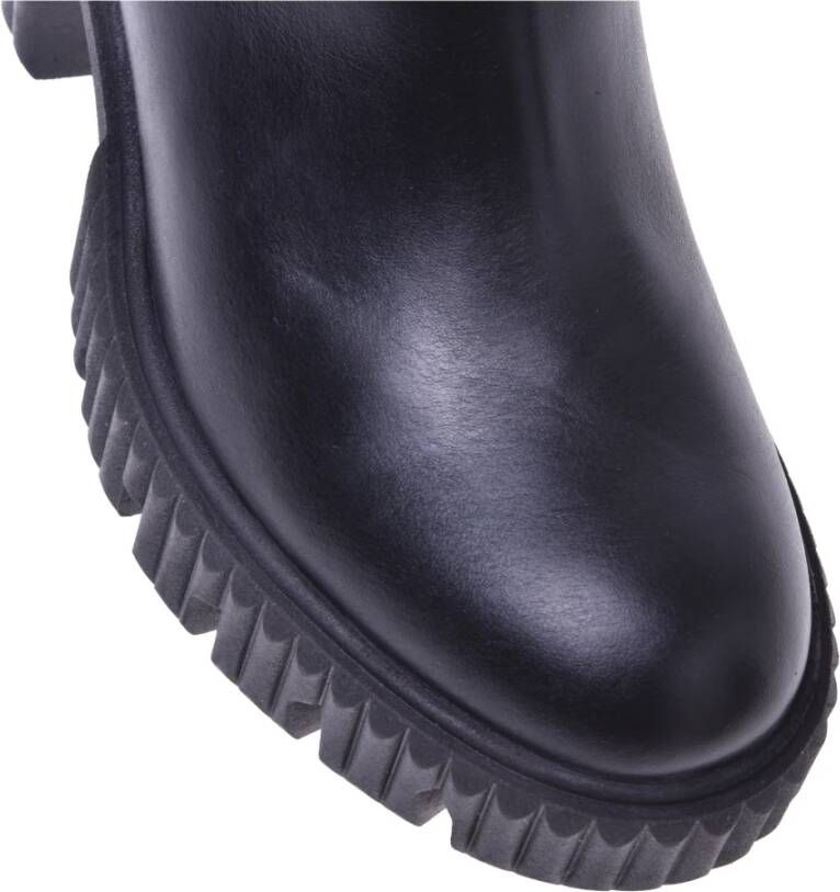 Baldinini Ankle boots in black leather Black Dames