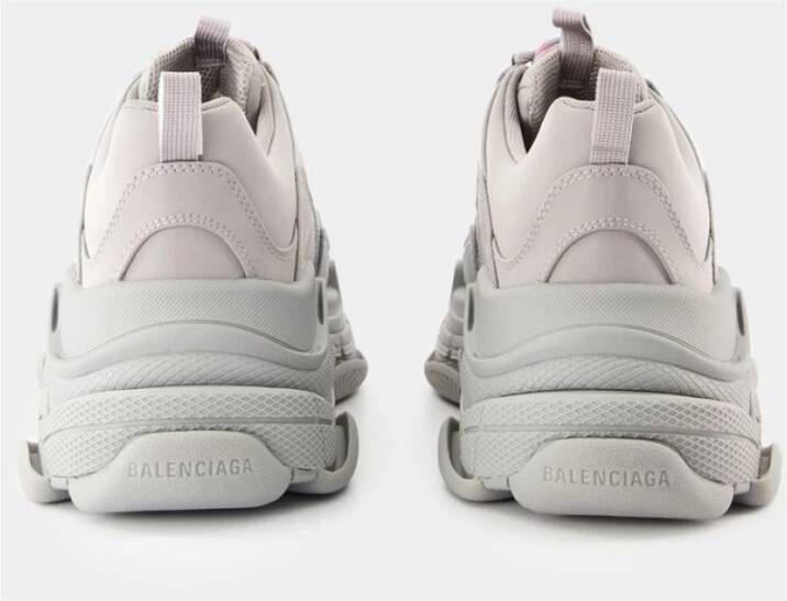 Balenciaga Grijze Triple S Sneakers Synthetische Schoenen Gray Dames