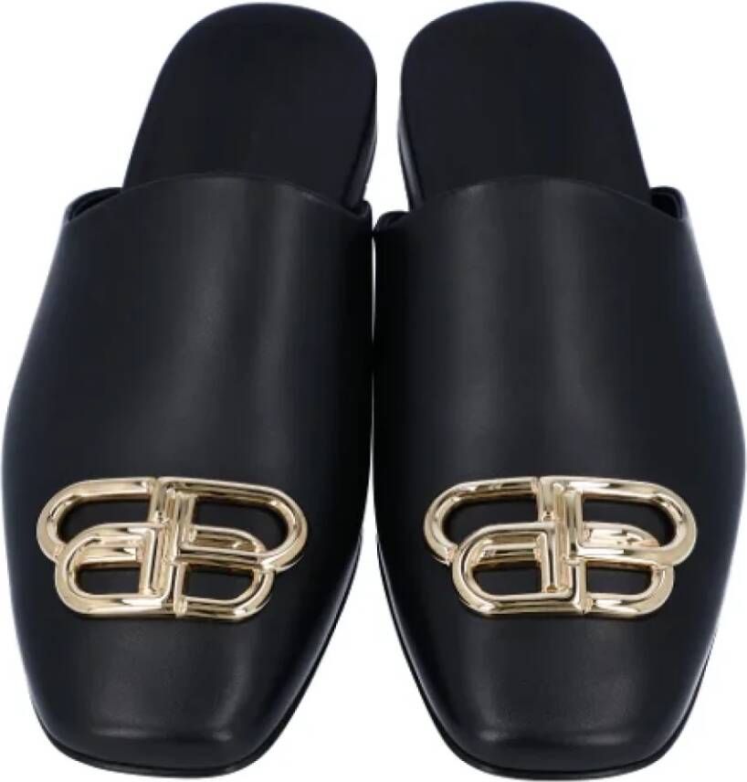 Balenciaga Leather mules Black Dames