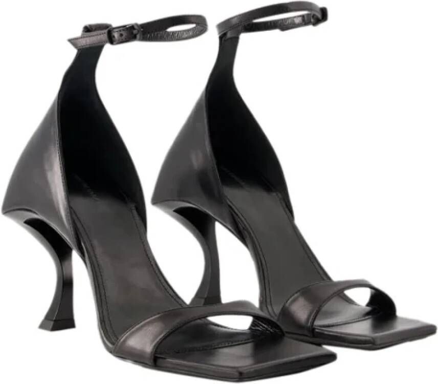 Balenciaga Leather sandals Black Dames